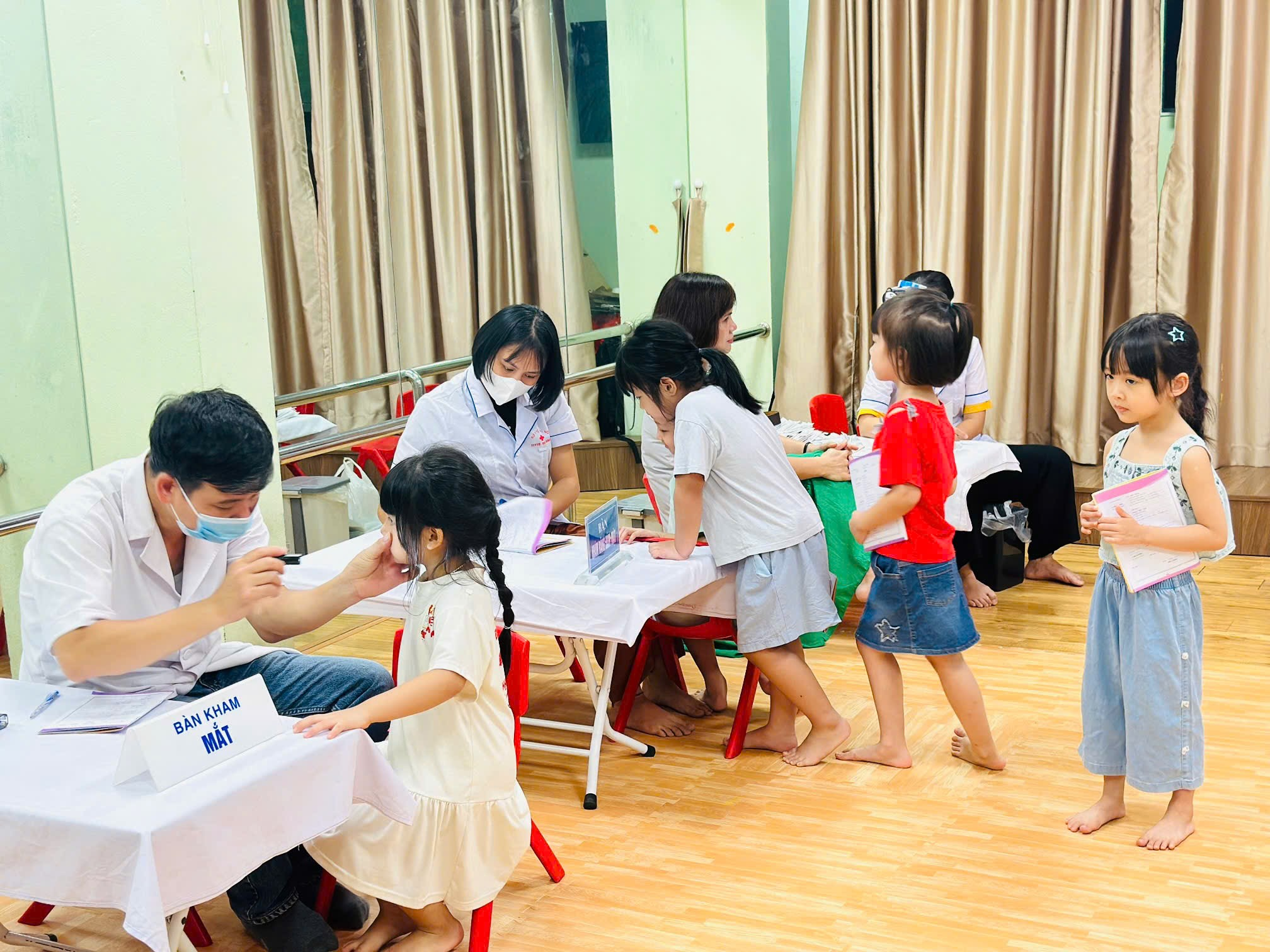 https://mnsaomai.ngocha.edu.vn/UploadFinder/images/2025/9/11/11092025115953_11.png