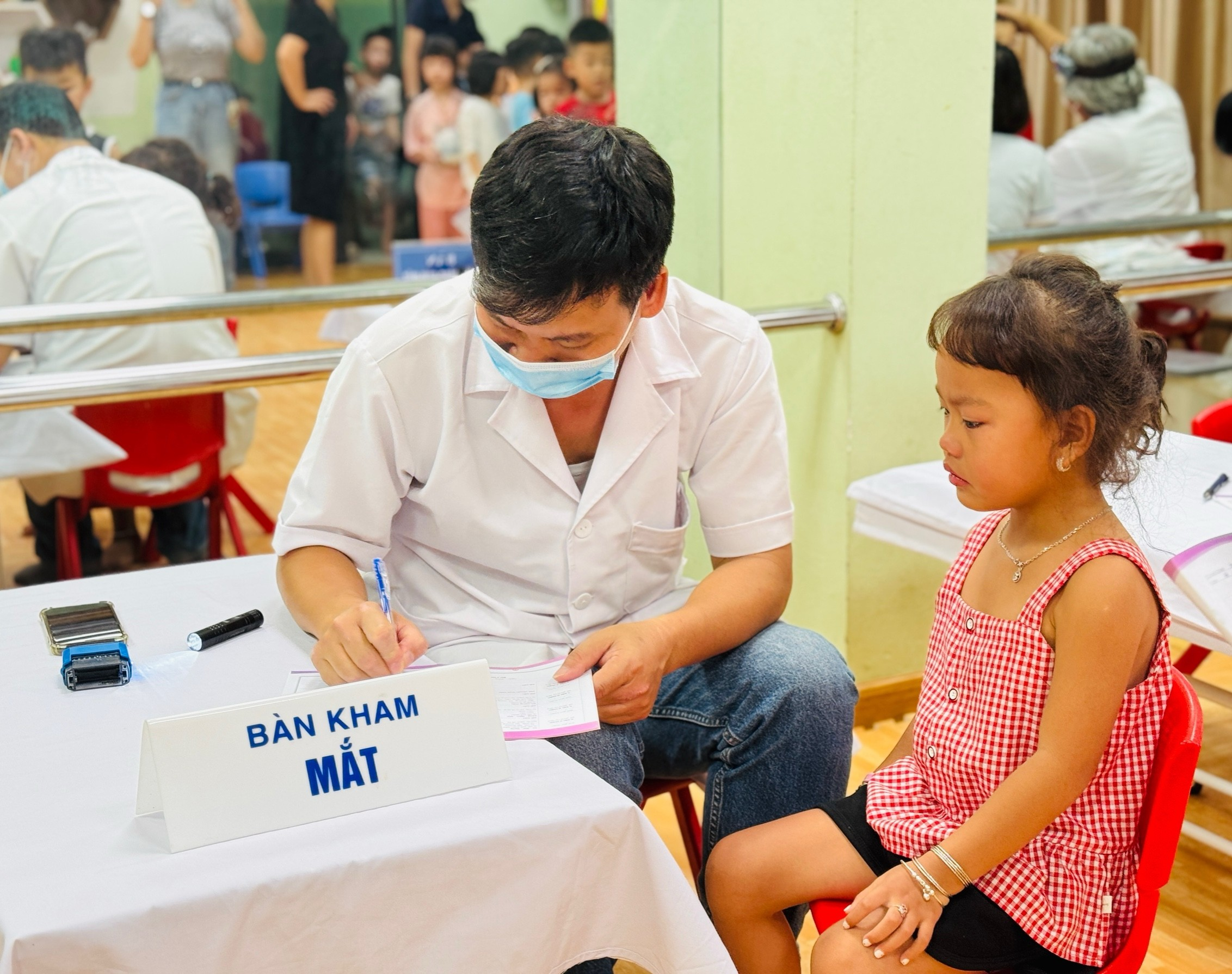 https://mnsaomai.ngocha.edu.vn/UploadFinder/images/2025/9/11/11092025115954_17.png
